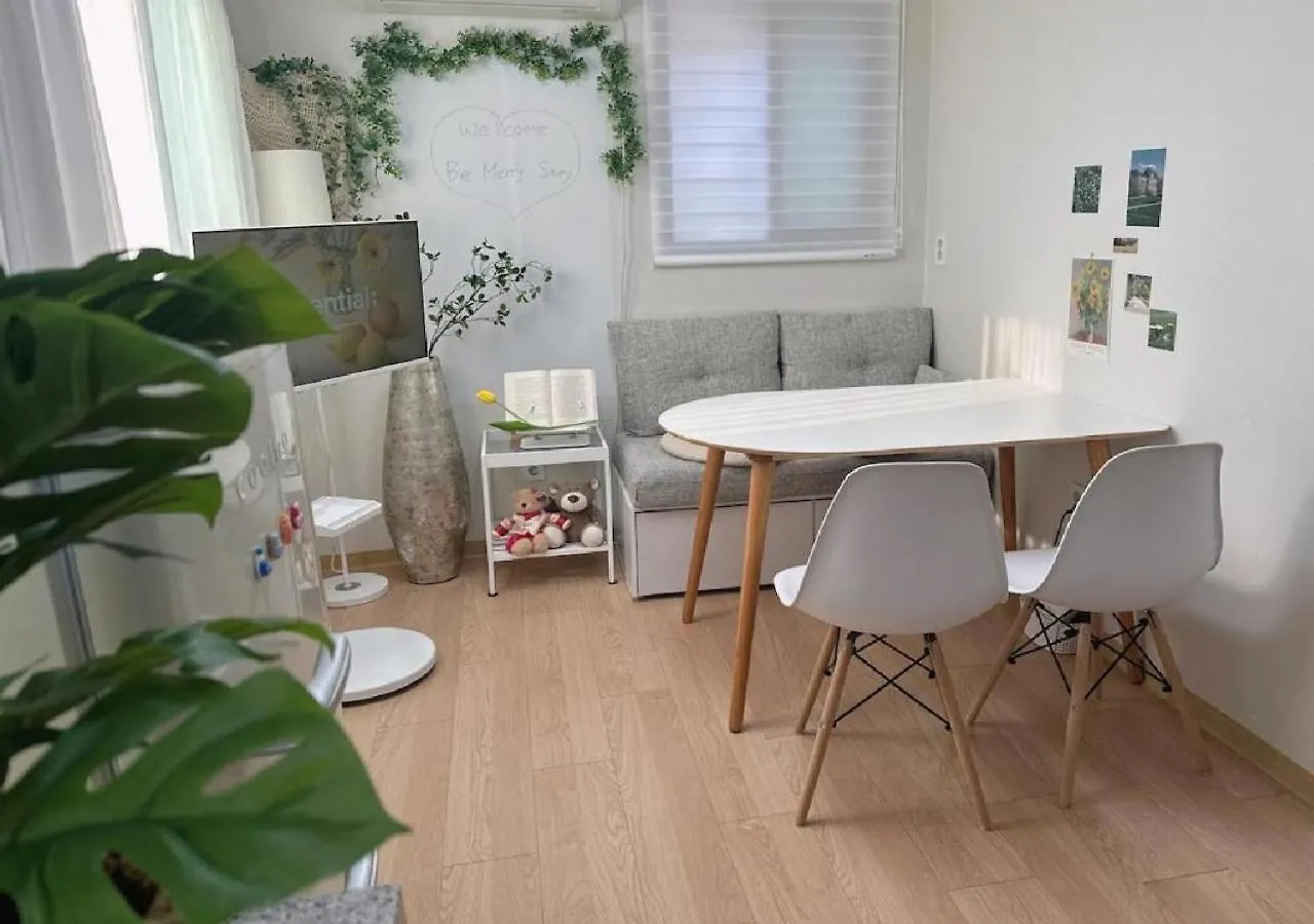 Апартаменты Be Merry Stay In Сеул